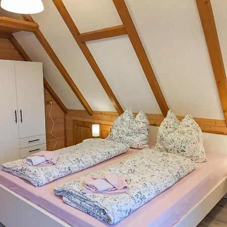 B8 Urlaubsmagie Bergsteigerwohnung Mit Balkon Mit Aussicht Aufs Elbsandsteingebirge Apartamento *