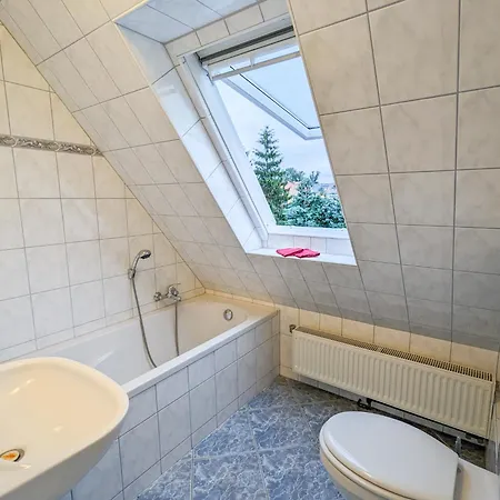 Apartamento B8 Urlaubsmagie Bergsteigerwohnung Mit Balkon Mit Aussicht Aufs Elbsandsteingebirge
