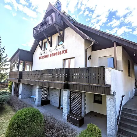 B8 Urlaubsmagie Bergsteigerwohnung Mit Balkon Mit Aussicht Aufs Elbsandsteingebirge Apartamento
