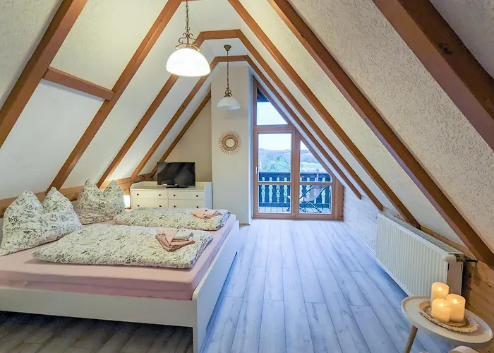 B8 Urlaubsmagie Bergsteigerwohnung Mit Balkon Mit Aussicht Aufs Elbsandsteingebirge شقة *