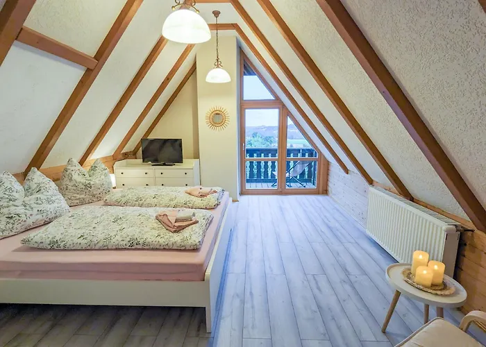 B8 Urlaubsmagie Bergsteigerwohnung Mit Balkon Mit Aussicht Aufs Elbsandsteingebirge *