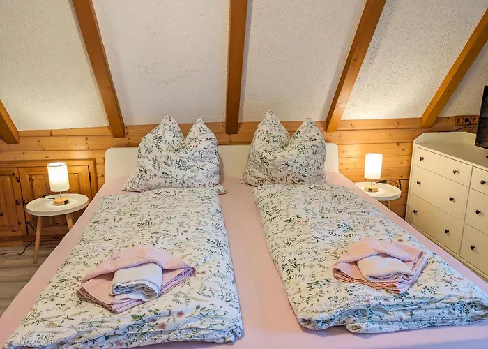 B8 Urlaubsmagie Bergsteigerwohnung Mit Balkon Mit Aussicht Aufs Elbsandsteingebirge شقة *