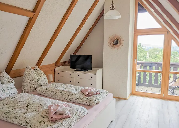 B8 Urlaubsmagie Bergsteigerwohnung Mit Balkon Mit Aussicht Aufs Elbsandsteingebirge