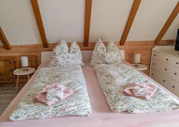B8 Urlaubsmagie Bergsteigerwohnung Mit Balkon Mit Aussicht Aufs Elbsandsteingebirge زبنيتس
