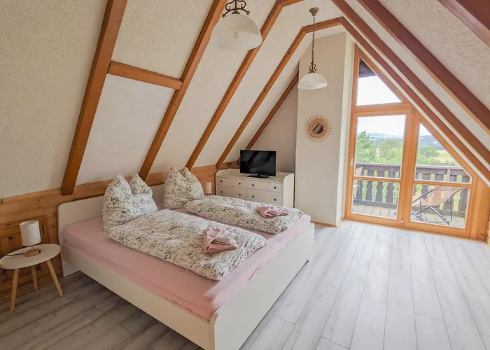 شقة B8 Urlaubsmagie Bergsteigerwohnung Mit Balkon Mit Aussicht Aufs Elbsandsteingebirge زبنيتس