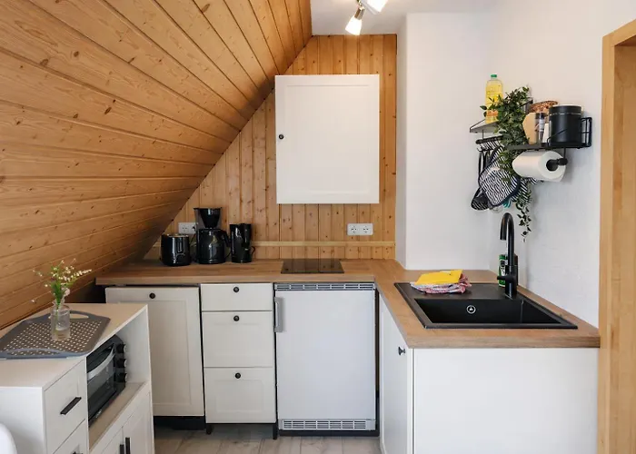 B8 Urlaubsmagie Bergsteigerwohnung Mit Balkon Mit Aussicht Aufs Elbsandsteingebirge